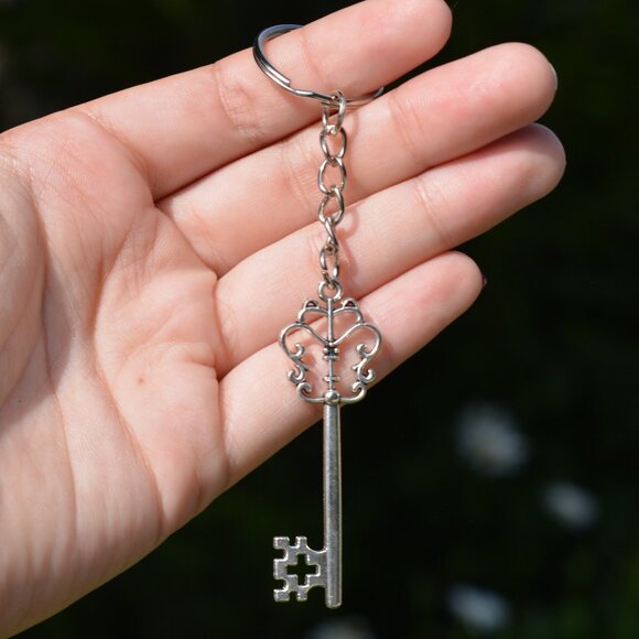 Ornate Royal Key Keychain Accessory - Picture 1 of 5